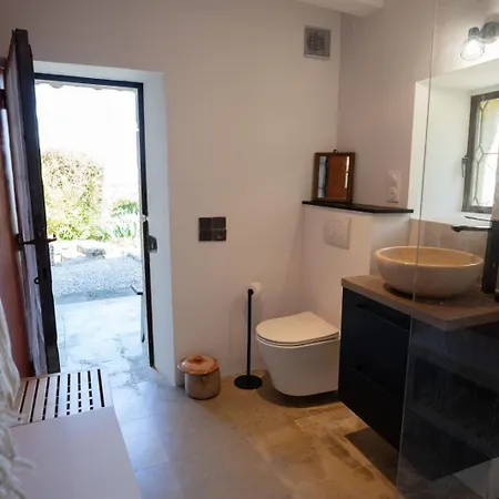 Mas Provencal Avec Piscine Cadre Exceptionnel