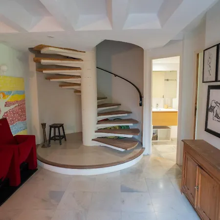 Mas Provencal Avec Piscine Cadre Exceptionnel בית כפרי *