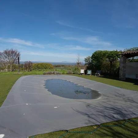 Country house Mas Avec Vue Et Piscine Aux Portes Du Luberon