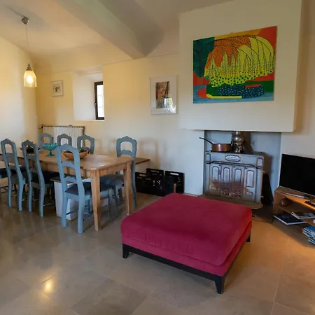 Mas Provencal Avec Piscine Cadre Exceptionnel フォルカルキエ
