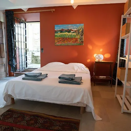 Mas Provencal Avec Piscine Cadre Exceptionnel カントリーハウス