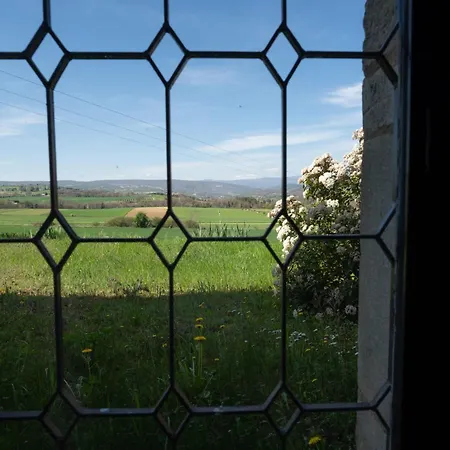 Mas Avec Vue Et Piscine Aux Portes Du Luberon Country house