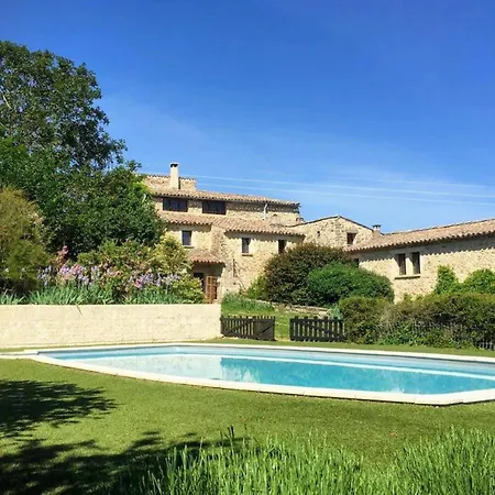 Mas Provencal Avec Piscine Cadre Exceptionnel * フォルカルキエ